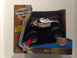 Hot Wheels Monster Jam Rev Tredz Monster Mutt Dalmatian Monster Truck 1:43 FMB42 - £10.01 GBP