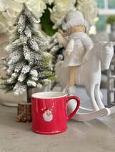 Embossed Red Christmas mug. - $488.69 MXN