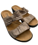 Clark Collection Women&#39;s Rose Gold Metallic Slide Sandals Size 7W - $32.57 CAD