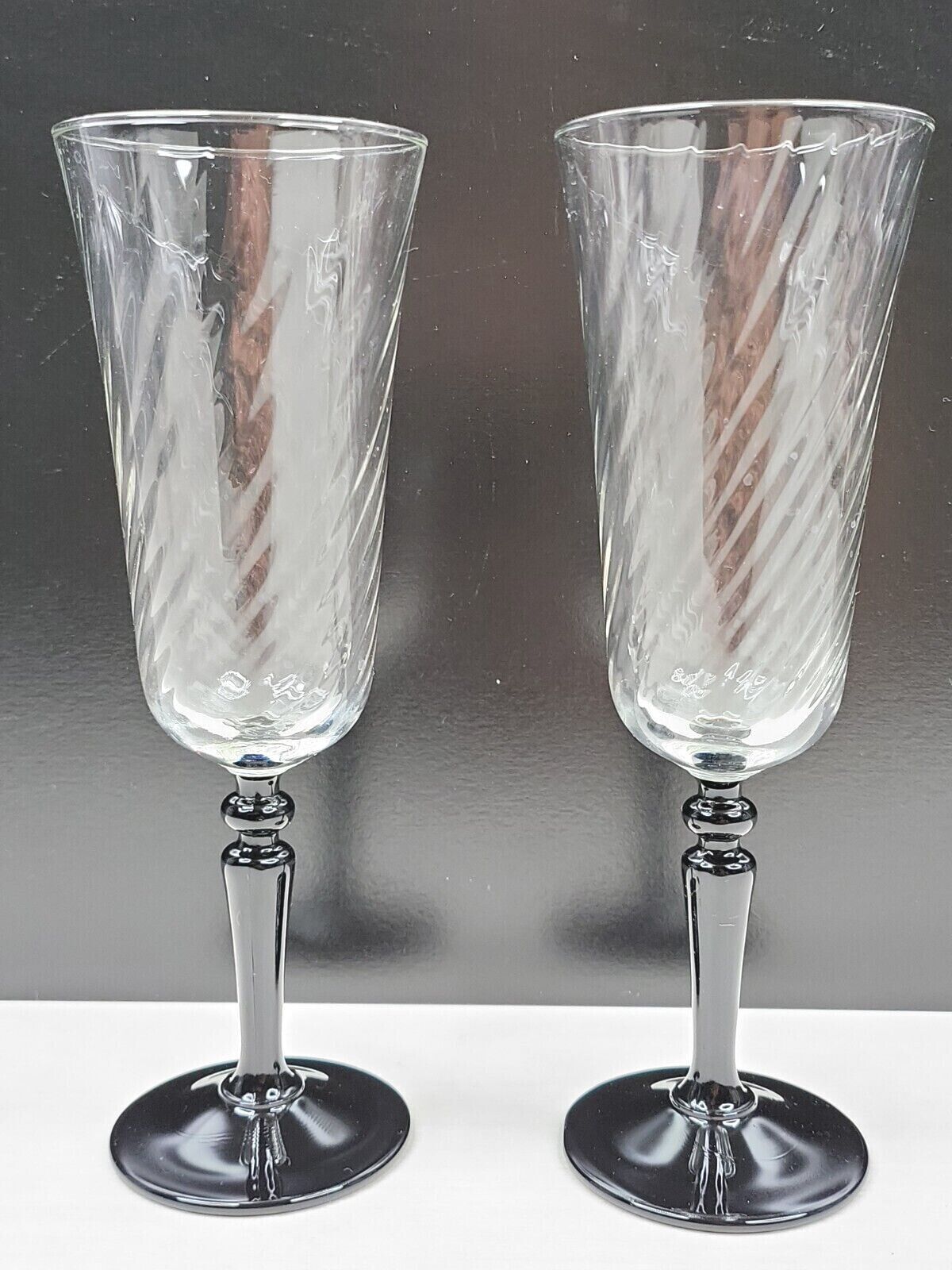 (2) Cristal D&#39;Arques Durand Onyx Fluted Champagne Set 7&quot; Black Stemware ... - $23.63