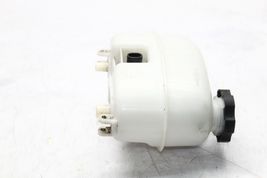 2003-06 CHEVROLET SILVERADO SIERRA HD 2500 3500 BRAKE FLUID RESERVOIR TANK H0139 image 2