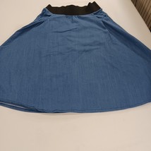 Elastic Waist Women's Blue/Black Pull-On Skirt Pockets Waist 31" image 9