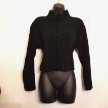 Stretch Knit Cropped Top Women&#39;s size Medium Black Ribbed Chenille Sweater Shirt - £12.60 GBP