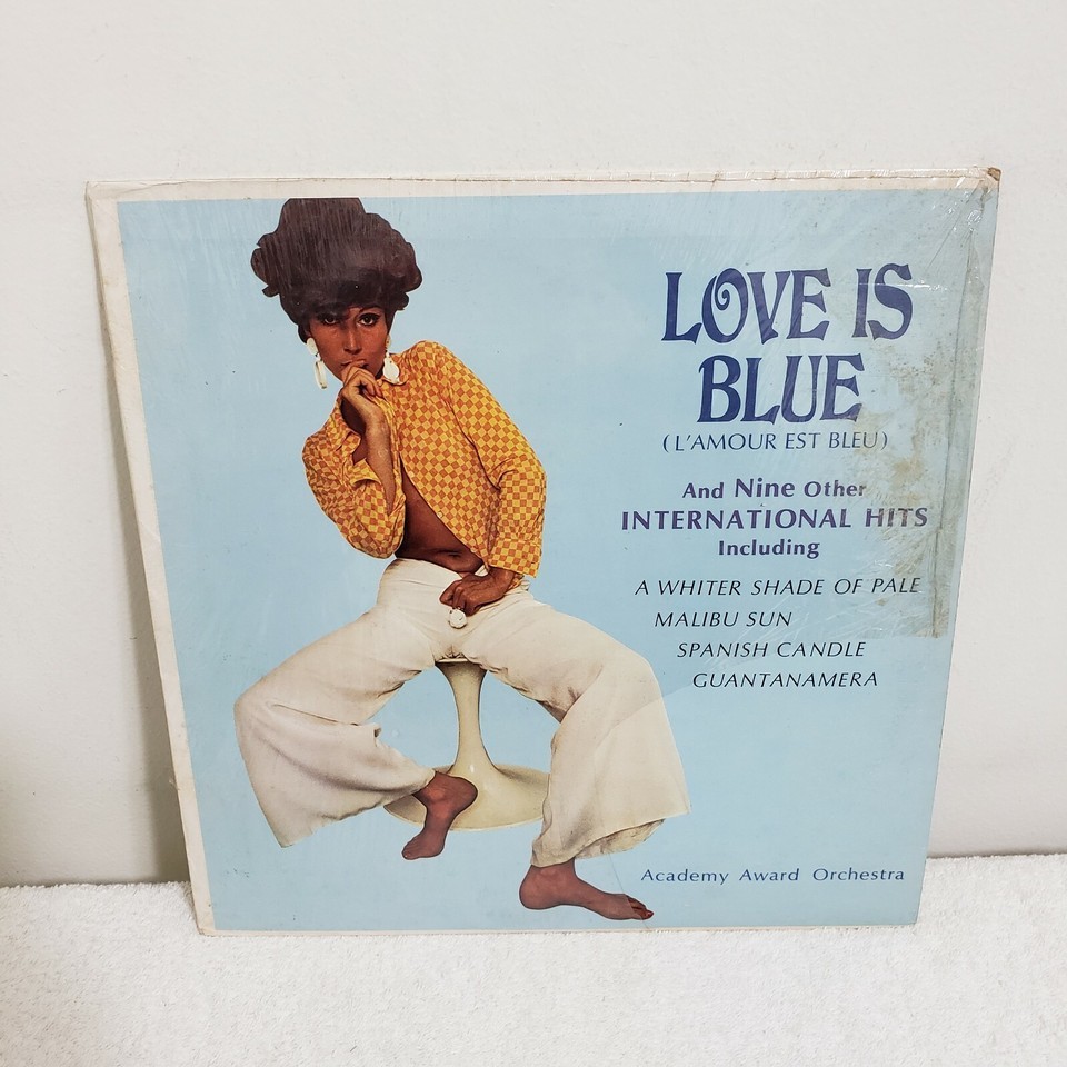 10 International Hits Including Love Is Blue (L&#39;Amour Est Bleu) SF-29900 LP - $6.40