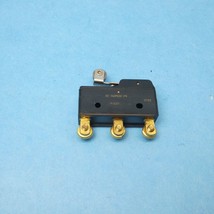 Micro Switch BZ-RW8422-P4 Limit Switch Top Roller Lever NNB - $29.99