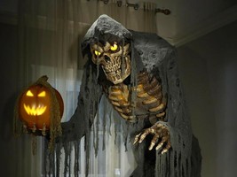 Animated PROWLING JACK Talking Skeleton &amp; Pumpkin Halloween Haunted House Prop  - £545.96 GBP