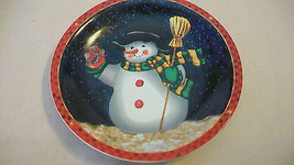 Snow Man Decorative Christmas Plate From Studio 33 - £19.98 GBP