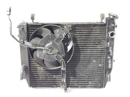 Radiator with Fan Yamaha  R1 YZFR1  2002 2003 OEM 5PW-12461-00-00  - $1,441.14 MXN
