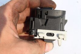 03-06 MERCEDES CLK320 CLK500 REAR LEFT OR RIGHT WINDOW CONTROL  SWITCH   R3975 image 5