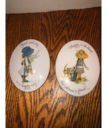 2 1973 World wide Arts Porcelain Holly Hobbie Oval Wall Plaques-Japan - $21.85 CAD
