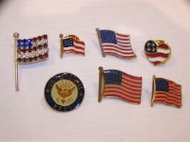 MIXED LOT OF HAT PINS - US NAVY AMERICAN FLAGS - $334.80 MXN