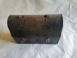 Antique/Vintage Tin Lunch Box Missing Handle &amp;Thermos  - $14.99