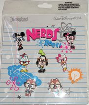 Disney Nerds Rock Trading Pin Set Minnie MIckey Chip Dale Donald Goofy DaisyThem - £29.07 GBP