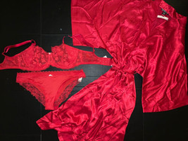 Victoria&#39;s Secret Unlined 34DDD Bra Set L panty+M/L Robe Kimono Red Lace Floral - £94.95 GBP