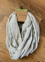 Dakini Infinity Scarf Acrylic Wool Blend Gray One Size NEW - $21.78