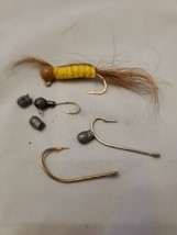 Vintage Yellow Fly &amp; Hooks For Flyfishing - £3.95 GBP