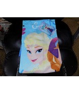 Disney Frozen Anna &amp; Elsa Blue Beach Bath Towel 28 x 58 in NEW - £11.53 GBP