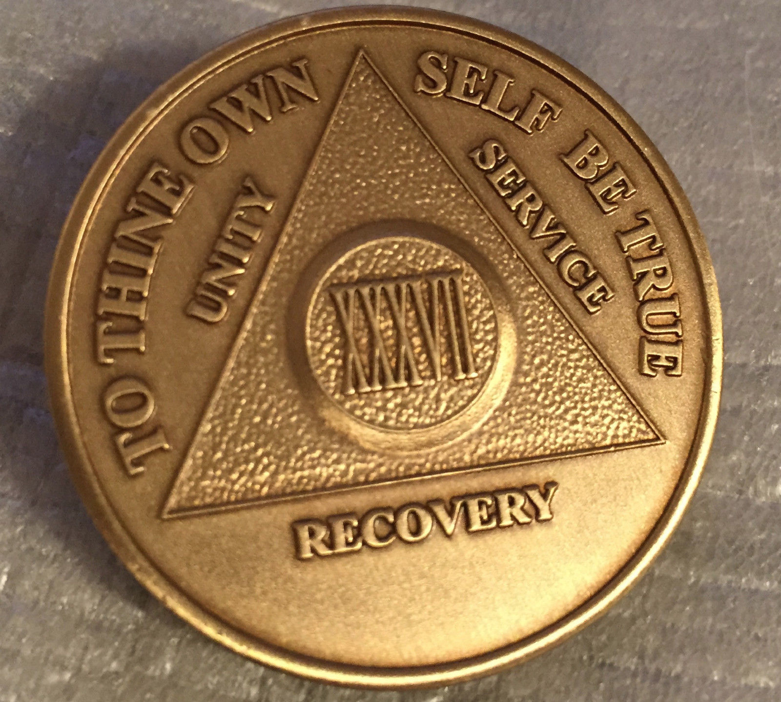 Alcoholics Anonymous 37 Year Recovery Coin Chip Medallion Medal Token AA... - $1.70