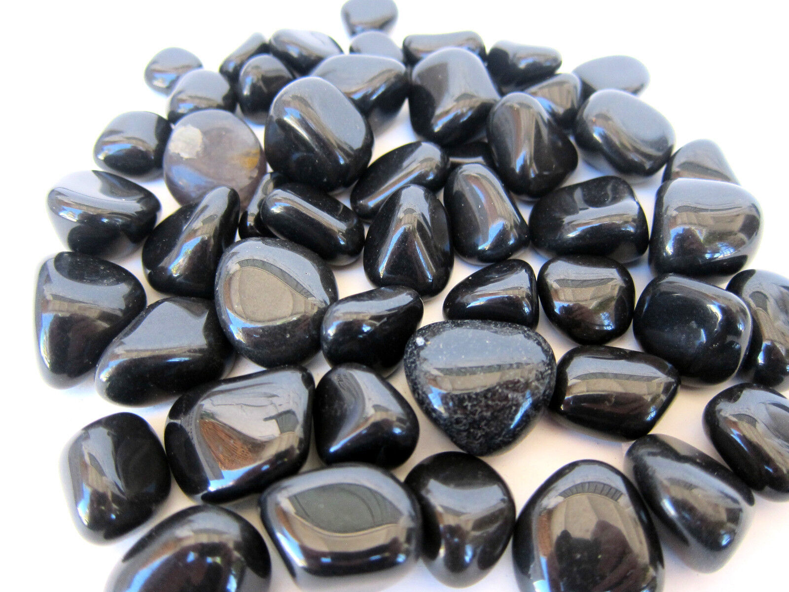 Six Black Agate Tumbled Stones 20-25mm Healing Crystals Dreamwork Root C... - $5.80
