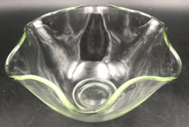 VTG Clear Glass w/ Green Tint Serving Bowl w/ Scalloped Ruffled Edges 10&quot; Dia - £24.25 GBP