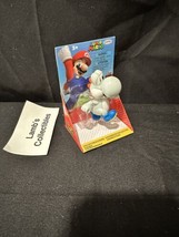 World of Super Mario Nintendo White Yoshi 2.5&quot; Jakks Action figure collectible - £30.54 GBP