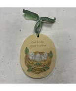Vintage 2000 Mud Pie Plaque Sign Bird Nest OUR FAMILY PRAYS TOGETHER Rel... - $33.94 CAD