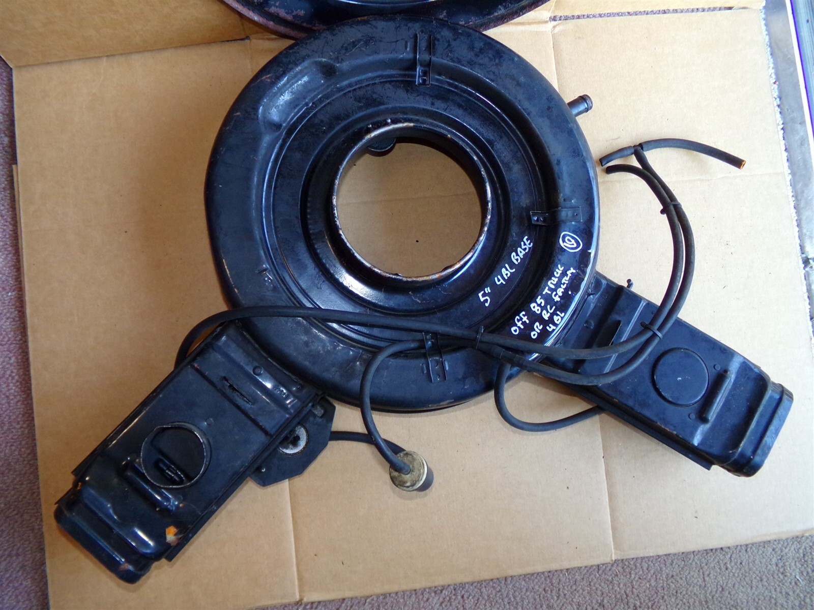 1985 Dodge Ram Ramcharger 4 BL Air Cleaner OEM  Item image 3
