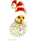 Vintage Rhinestone Christmas Brooch with Holiday Mouse in Stocking Cap  - $285.10 MXN