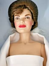 Franklin Mint The Jackie Doll Jacqueline Onassis Kennedy White Satin Dress COA  - £36.67 GBP