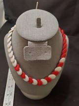 Vintage Avon Newport - Red &amp; White disc Beaded Necklace 18” - £7.95 GBP