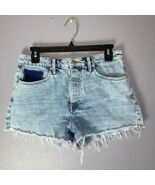 Forever 21 Light Wash Jean Shorts Size 28 - $11.40