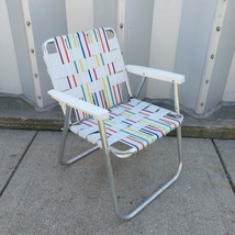 Vintage Webbed Aluminum Folding Lawn Patio Beach Chair - White With Stripes - £39.50 GBP