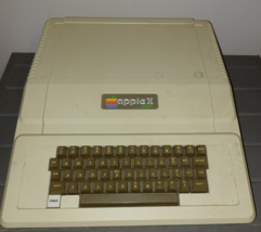 RARE VINTAGE Apple II Plus Computer A2S2-128781 for Parts/Repair Untested - $350.00