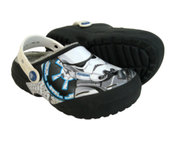 Crocs Kids Boys C11 Star Wars Stormtrooper Black White Clog Sandals Flip Flops - $10.89