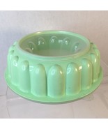 3 Pc Vintage Tupperware Mint Green Jel-Ring Jello Gelatin Mold With Lid - £11.00 GBP