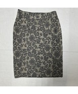 Banana Republic Women’s Gray Floral Lace Pencil Skirt Size 2 Office to E... - $435.09 MXN
