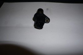 2000-2005 CELICA GT/GTS CAM SHAFT POSITION SENSOR image 4