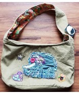 Stone NY Hobo ~ Khaki ~ Elephant Theme ~ Canvas Bag ~ Zip Closure - $427.24 MXN