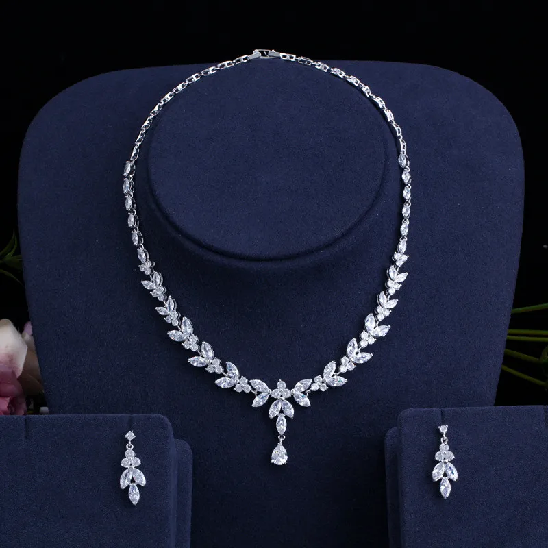 Bridal Jewelry Set Drop Earrings Necklace Elegant Wedding Accessories fo... - £54.45 GBP