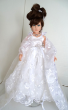 Modern 20&quot; Robin Woods Vinyl Fashion Lady Doll in Formal or Bride w/ Tag - £46.46 GBP