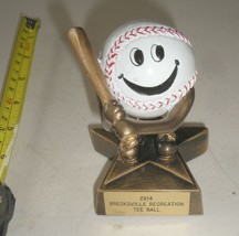 Lot Of 8 Youth Tee Ball Trophy - £31.54 GBP