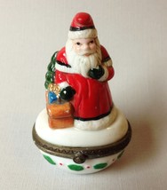 Santa Claus Vintage Pill Box Case Holly Berry Christmas Gifts Hinged Tri... - $40.00