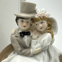 Bride &amp; Groom Wedding Cake Topper Figurine Vintage Italian Porcelain - £11.87 GBP