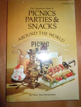 Vtg Tupperware Book Of Picnics Parties &amp; Snacks Around the World 1967 - £3.90 GBP