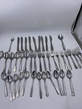 Lot of 42 Mixed Pieces of Silverware Multiple Sizes and Brands Mixed Lot - £21.73 GBP