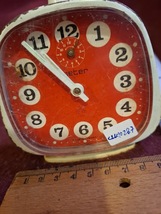 Vintage mechanical clock [CLK10287] - $49.00