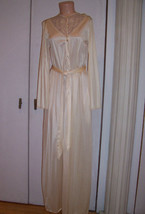 Vtg DVF Diane Von Furstenberg for RE-7 Cream Long Robe Dressing Gown Sz Petite - £51.59 GBP