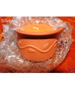 Apricot Scented Candle Terra Cotta Jar  Avon - $152.12 MXN