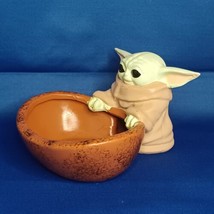 Star Wars Grogu Baby Yoda Ceramic Planter Pot 4”x5”x5” Lucasfilm - $20.56