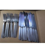 vintage Silverplate flatware 12 forks 12 knives marked Fashion Plate - £7.46 GBP